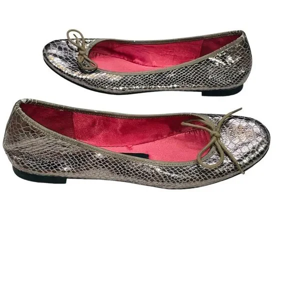 AE Silver Metallic Snakeskin Ballet Flats, Size 8 - Picture 7 of 11